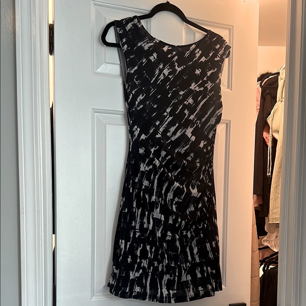 Mexx Black and White Sheath Mini Dress